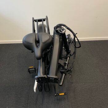 IMG 6962 pdf DOUCHEBIKE 750W STILETTE Elcykel DOUCHEBIKE 750W STILETTE - Hydrauliska bromsar - Räckvidd 70km - Hopfällbar