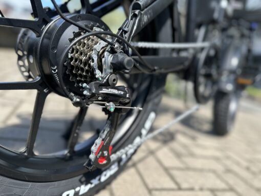 image00044 scaled 2 DOUCHEBIKE 750W STILETTE Electric Bike DOUCHEBIKE 750w STILETTE - Hydraulic Brakes - Range 70 Km - Foldable