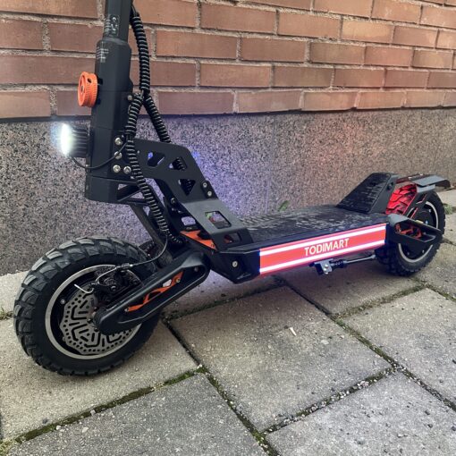 S13 k scaled <h2>DOUCHE TwODI</h2> DOUCHE TwODI - 1600w - Range 60km