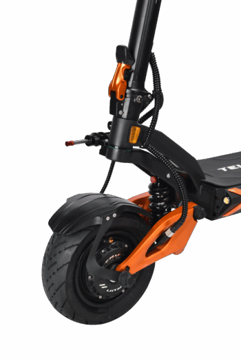 TEVERUN Blade GT II 7 12 Teverun Blade GT II – patinete eléctrico de primera calidad con una velocidad máxima de 85 km/h, hasta 80 km de autonomía, motores duales y equipamiento de seguridad completo. TEVERUN Blade GT II
