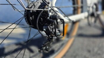 20250515 161013 scaled 1 <h2>Elcykel Douche Kaisa 250W</h2> Passar för längden: 160-195 cm Elcykel DOUCHE Kaisa 250W - räckvidd 60 km